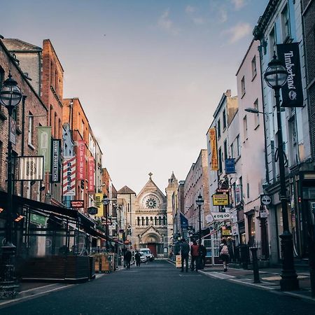 Temple Bar Apartments Дублин Экстерьер фото